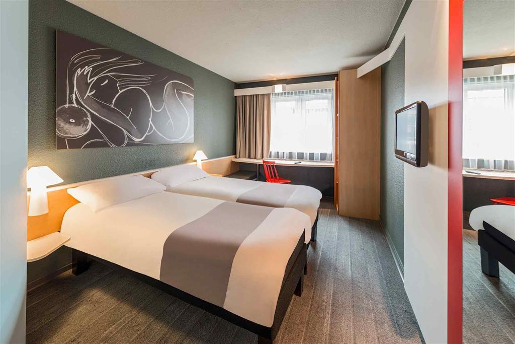 Ibis Muenchen Parkstadt Schwabing Bagian luar foto