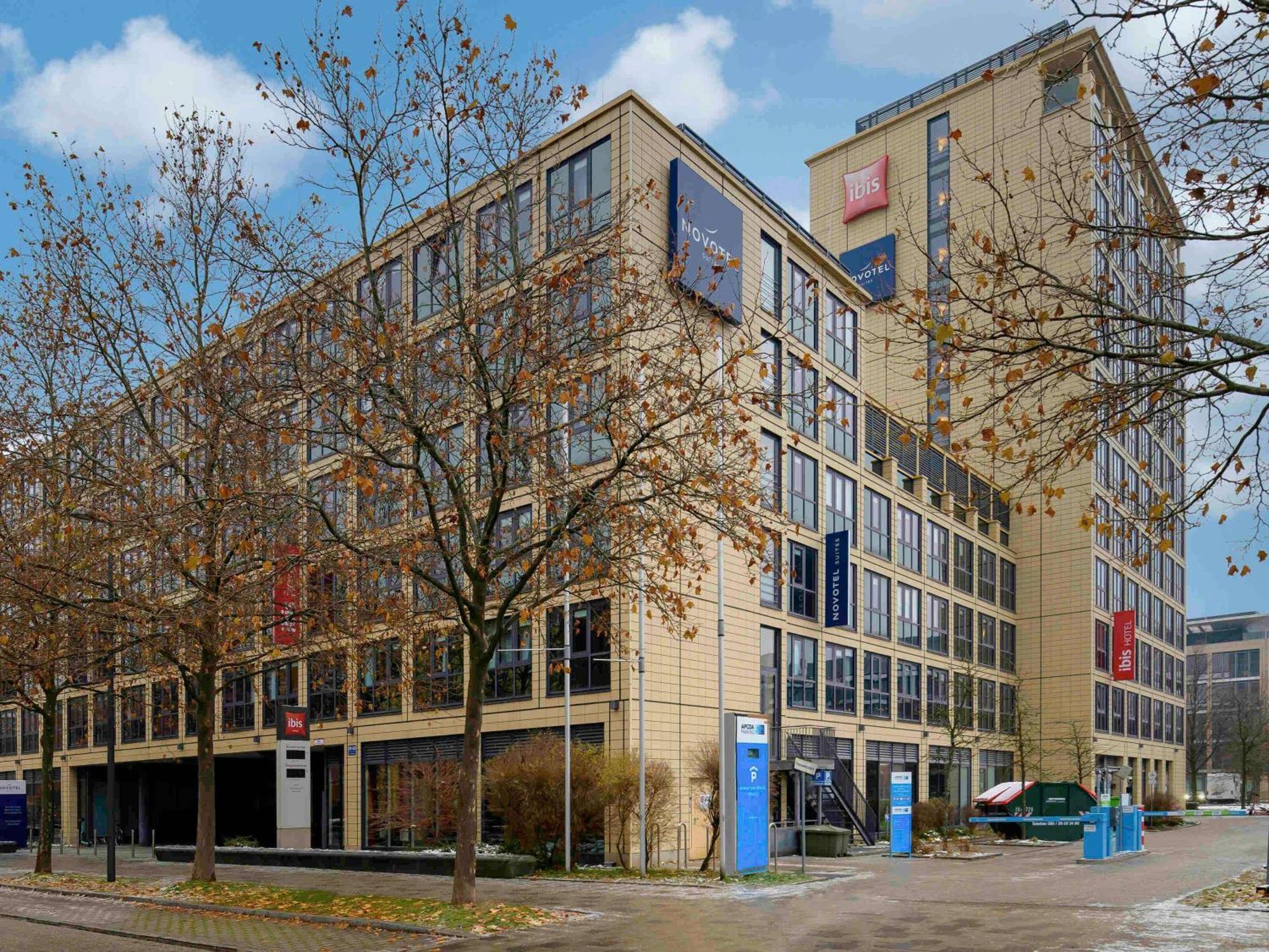 Ibis Muenchen Parkstadt Schwabing Bagian luar foto