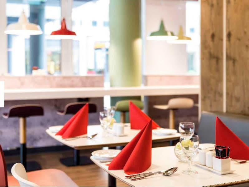 Ibis Muenchen Parkstadt Schwabing Bagian luar foto